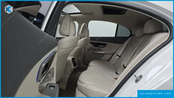 MERCEDES E-CLASS E300 4MATIC EXCLUSIVE