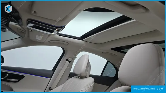 MERCEDES E-CLASS E300 4MATIC EXCLUSIVE