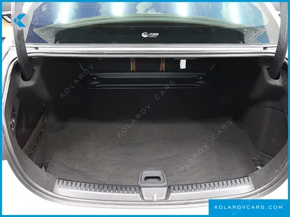 MERCEDES E-CLASS E200 AVANTGARDE