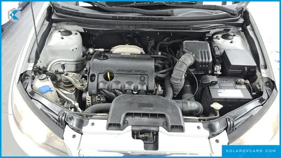 HYUNDAI ELANTRA (AVANTE) 1.6 VVT E16