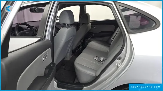 HYUNDAI ELANTRA (AVANTE) 1.6 VVT E16