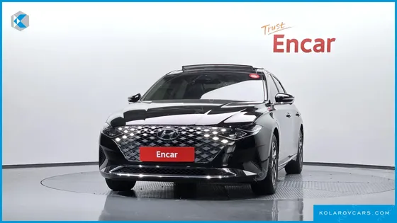 HYUNDAI GRANDEUR LE BLANC