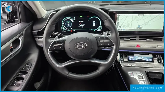 HYUNDAI GRANDEUR LE BLANC