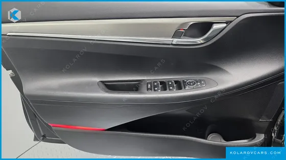 HYUNDAI GRANDEUR LE BLANC
