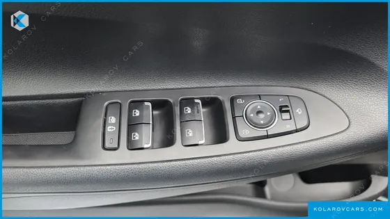HYUNDAI GRANDEUR LE BLANC
