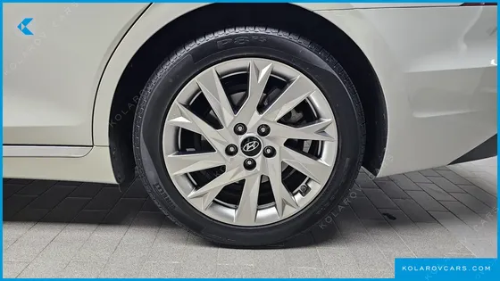 HYUNDAI GRANDEUR CALLIGRAPHY