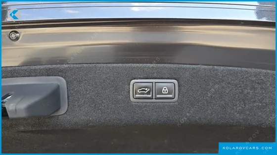 GENESIS G90 GASOLINE 3.5 TURBO AWD