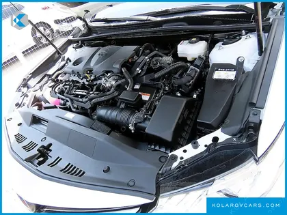 TOYOTA CAMRY 2.5 XLE HYBRID
