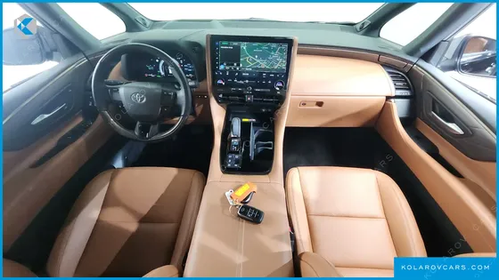 TOYOTA ALPHARD 2.5 HEV EXECUTIVE AWD
