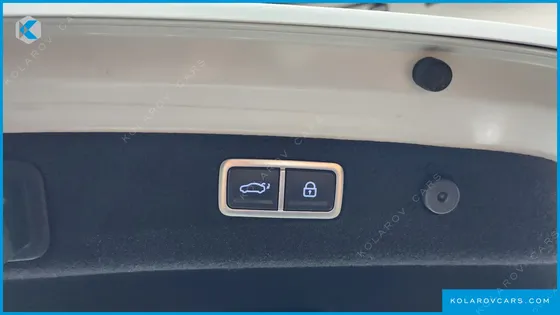 GENESIS G70 GASOLINE 2.0T 2WD