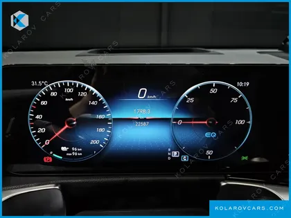 MERCEDES EQB EQB300 4MATIC AMG LINE