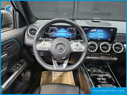 MERCEDES EQB EQB300 4MATIC AMG LINE