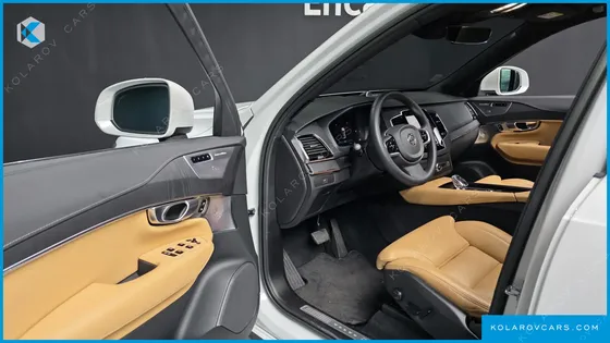 VOLVO XC90 B6 ULTIMATE BRIGHT