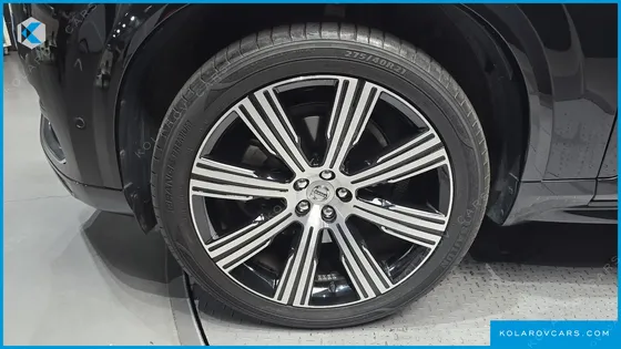 VOLVO XC90 B6 INSCRIPTION