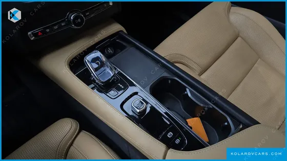 VOLVO XC90 B6 INSCRIPTION