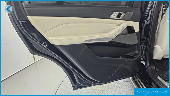 BMW X7 XDRIVE 40D M SPORT 6STR