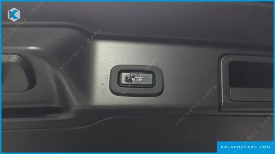 LAND ROVER RANGE ROVER EVOQUE D180 R-DYNAMIC SE