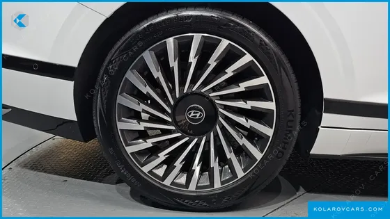 HYUNDAI GRANDEUR CALLIGRAPHY