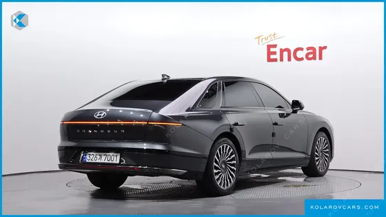 HYUNDAI GRANDEUR CALLIGRAPHY