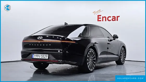 HYUNDAI GRANDEUR CALLIGRAPHY