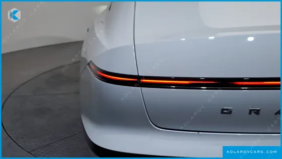 HYUNDAI GRANDEUR CALLIGRAPHY