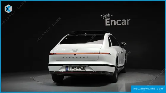 HYUNDAI GRANDEUR CALLIGRAPHY