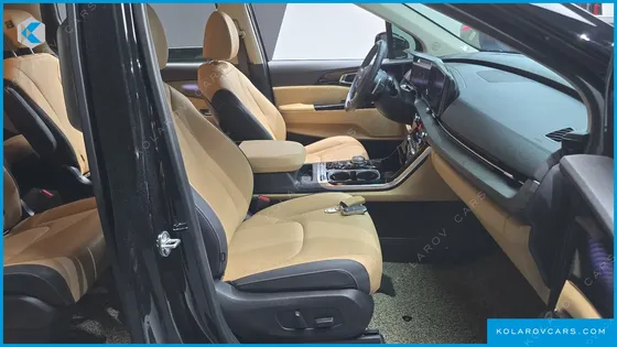 KIA CARNIVAL 9-SEATER SIGNATURE