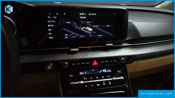KIA CARNIVAL 9-SEATER SIGNATURE
