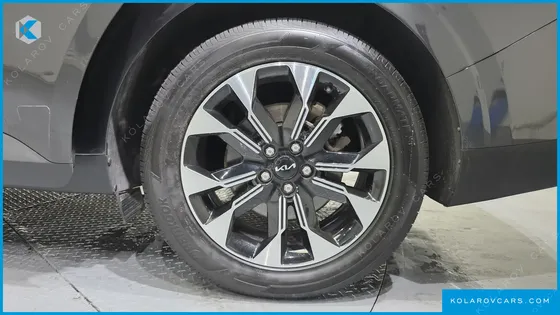KIA CARNIVAL 7-SEATER NOBLESSE