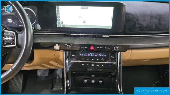 KIA CARNIVAL 7-SEATER NOBLESSE
