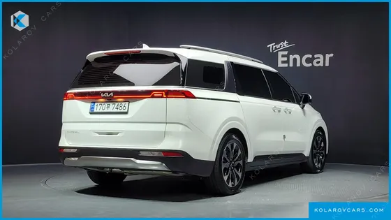 KIA CARNIVAL 7-SEATER SIGNATURE