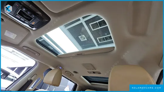 KIA CARNIVAL 7-SEATER SIGNATURE