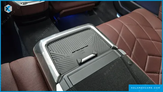 BMW 7 SERIES 740I SDRIVE M SPORT