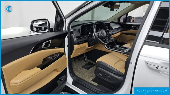 KIA CARNIVAL 9-SEATER NOBLESSE