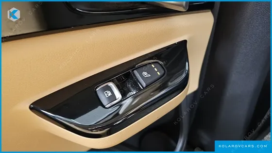 KIA CARNIVAL 9-SEATER NOBLESSE