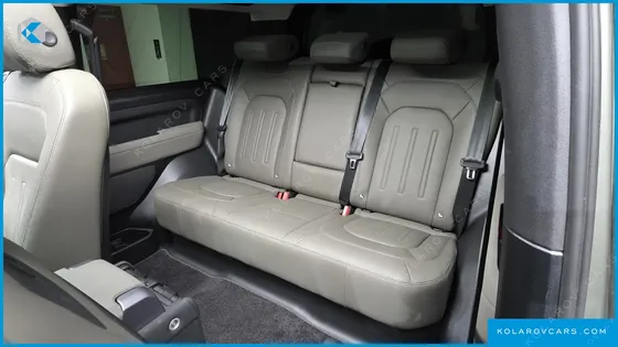 LAND ROVER DEFENDER 90 D250 SE
