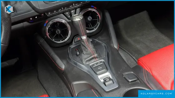 CHEVROLET (GM DAEWOO) CAMARO SS 6.2 V8 VOLCANO RED