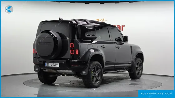LAND ROVER DEFENDER 110 D250 X-DYNAMIC SE