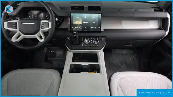 LAND ROVER DEFENDER 110 D250 X-DYNAMIC SE