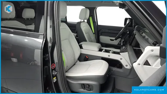 LAND ROVER DEFENDER 110 D250 X-DYNAMIC SE