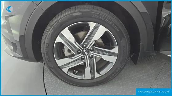 KIA SORENTO HEV 1.6 2WD