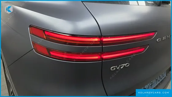 GENESIS GV70 E-AWD