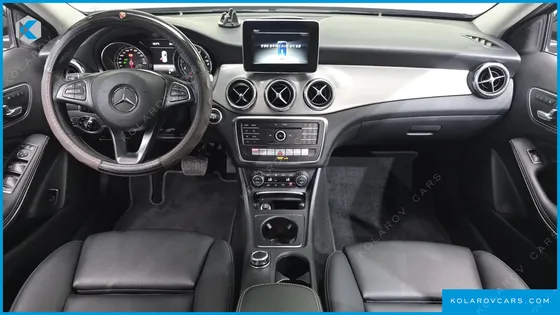 MERCEDES GLA-CLASS GLA220 PREMIUM