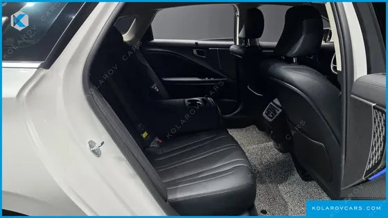 KIA K8 2.5 GASOLINE 2WD