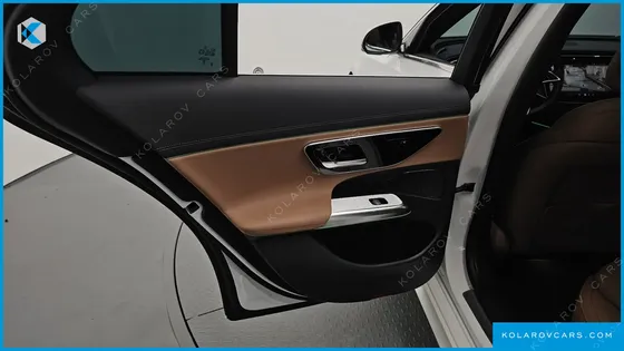 MERCEDES E-CLASS E200 AVANTGARDE
