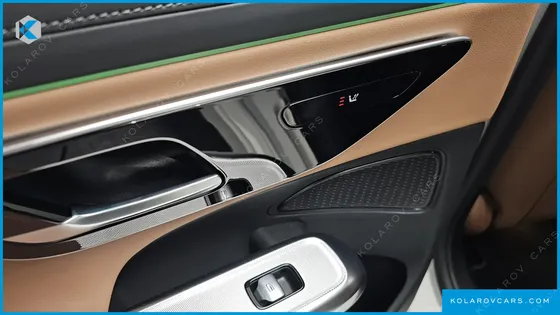 MERCEDES E-CLASS E200 AVANTGARDE