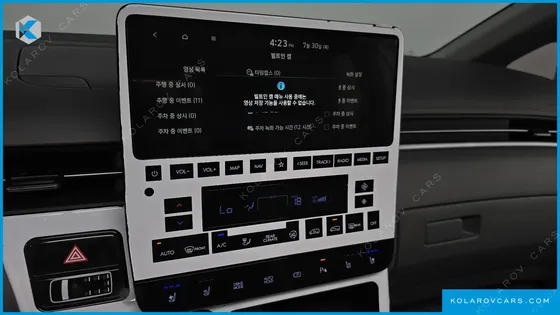 HYUNDAI STARIA 4WD LOUNGE 9-SEATER