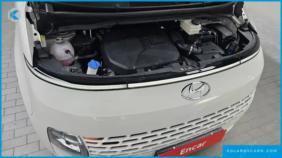 HYUNDAI STARIA CARGO 3-SEATER