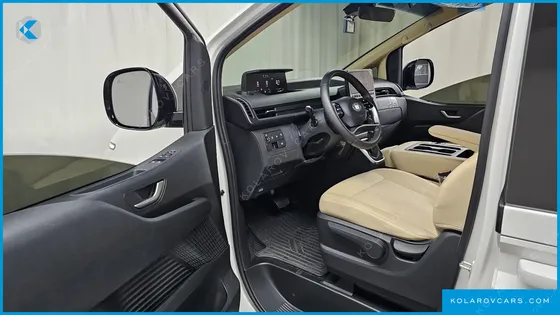HYUNDAI STARIA CARGO 3-SEATER