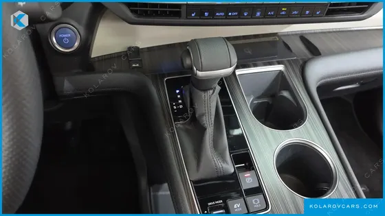 TOYOTA SIENNA 2.5 HYBRID 2WD